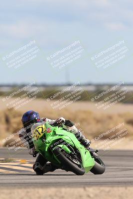 media/Nov-16-2025-Race Pace (Sun) [[8c5fa54630]]/Verified Riders/9-Turn 16 (150pm)/